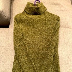 Banana republic turtleneck